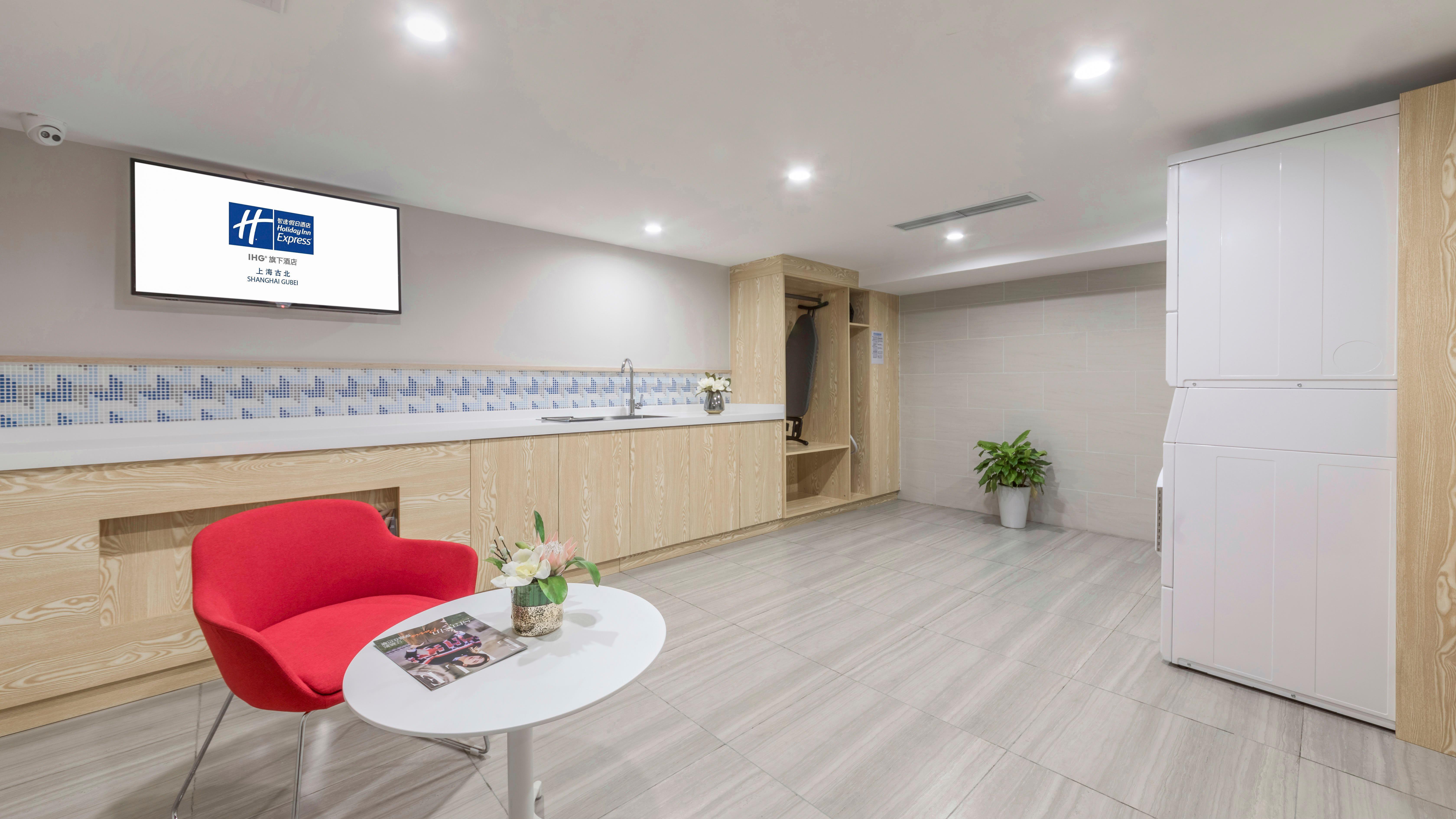 Holiday Inn Express Shanghai Gubei By Ihg Esterno foto