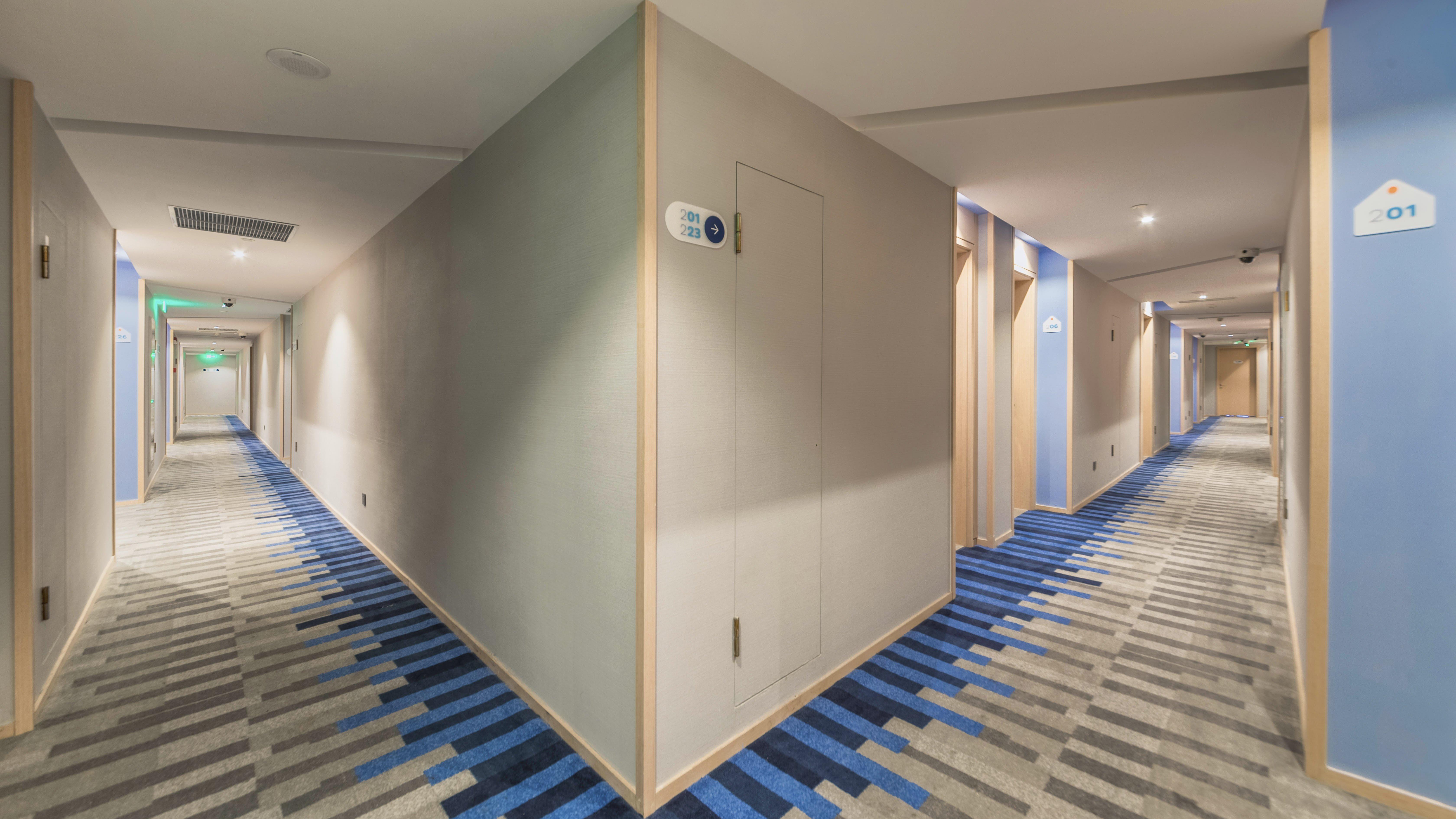 Holiday Inn Express Shanghai Gubei By Ihg Esterno foto